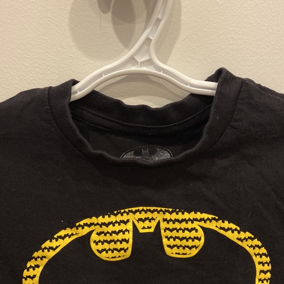 Batman Black & Yellow Tee - Picture 2 of 8